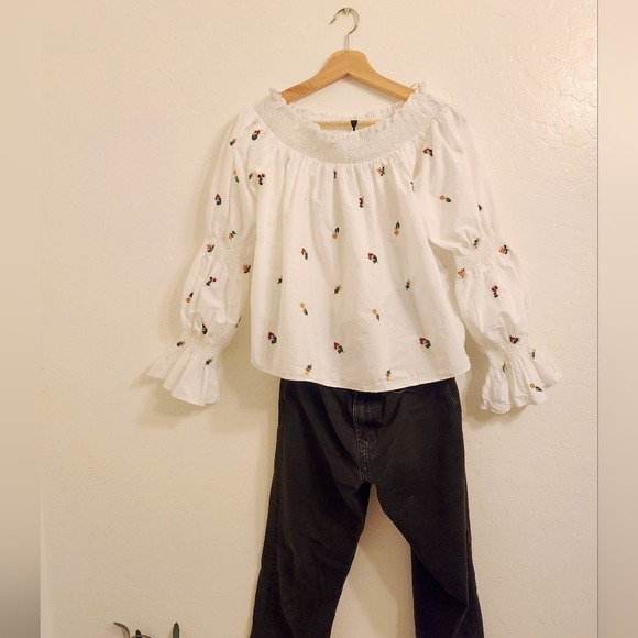 Zara White Floral Off Shoulder Blouse - Picture 4 of 13